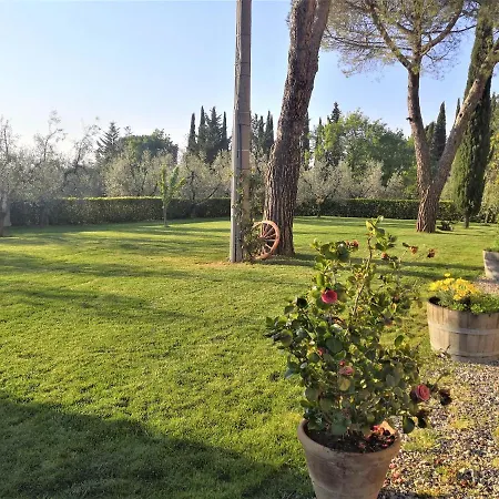 Alloggio per agriturismo Tenuta Barbadoro *